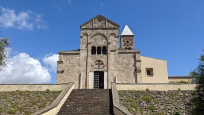 Tharros and the nearby historic Basilica di Santa Giusta, a Romanesque church built in the 12th century